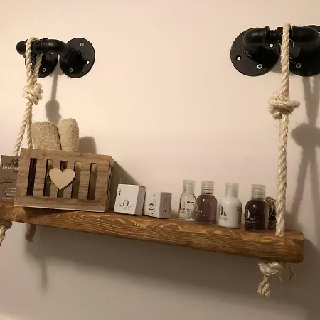 A Due Passi לינה וארוחת בוקר *