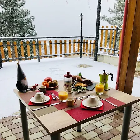 Bed & Breakfast A Due Passi Lorica