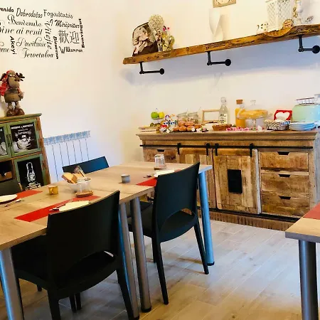 Bed & Breakfast A Due Passi Lorica