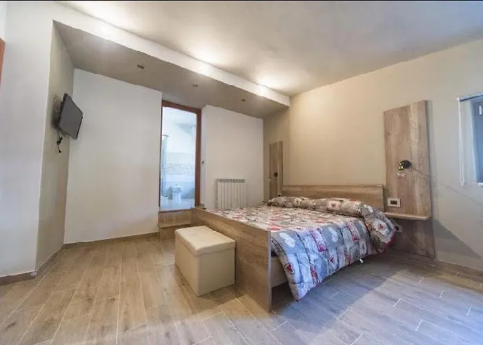 A Due Passi * לוריקה