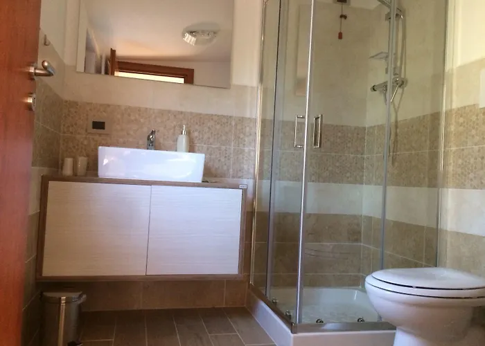 לינה וארוחת בוקר A Due Passi *