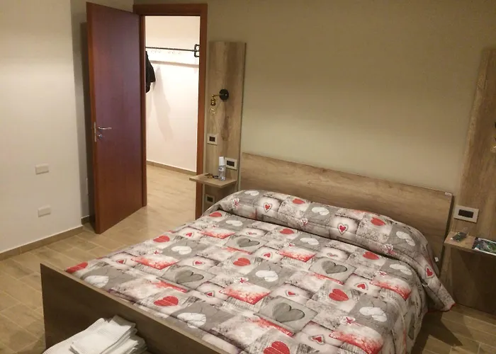 A Due Passi * לוריקה