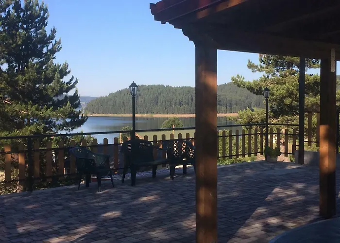 Bed & Breakfast A Due Passi *