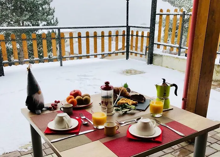 לינה וארוחת בוקר A Due Passi לוריקה