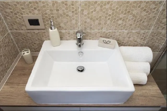 A Due Passi * ロリカ