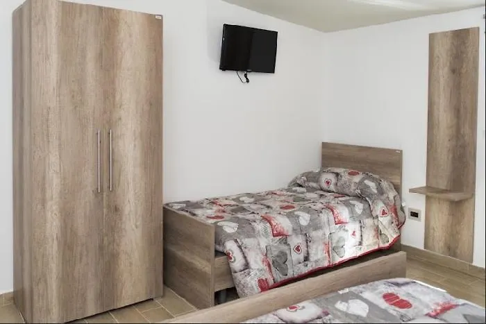 A Due Passi לינה וארוחת בוקר *